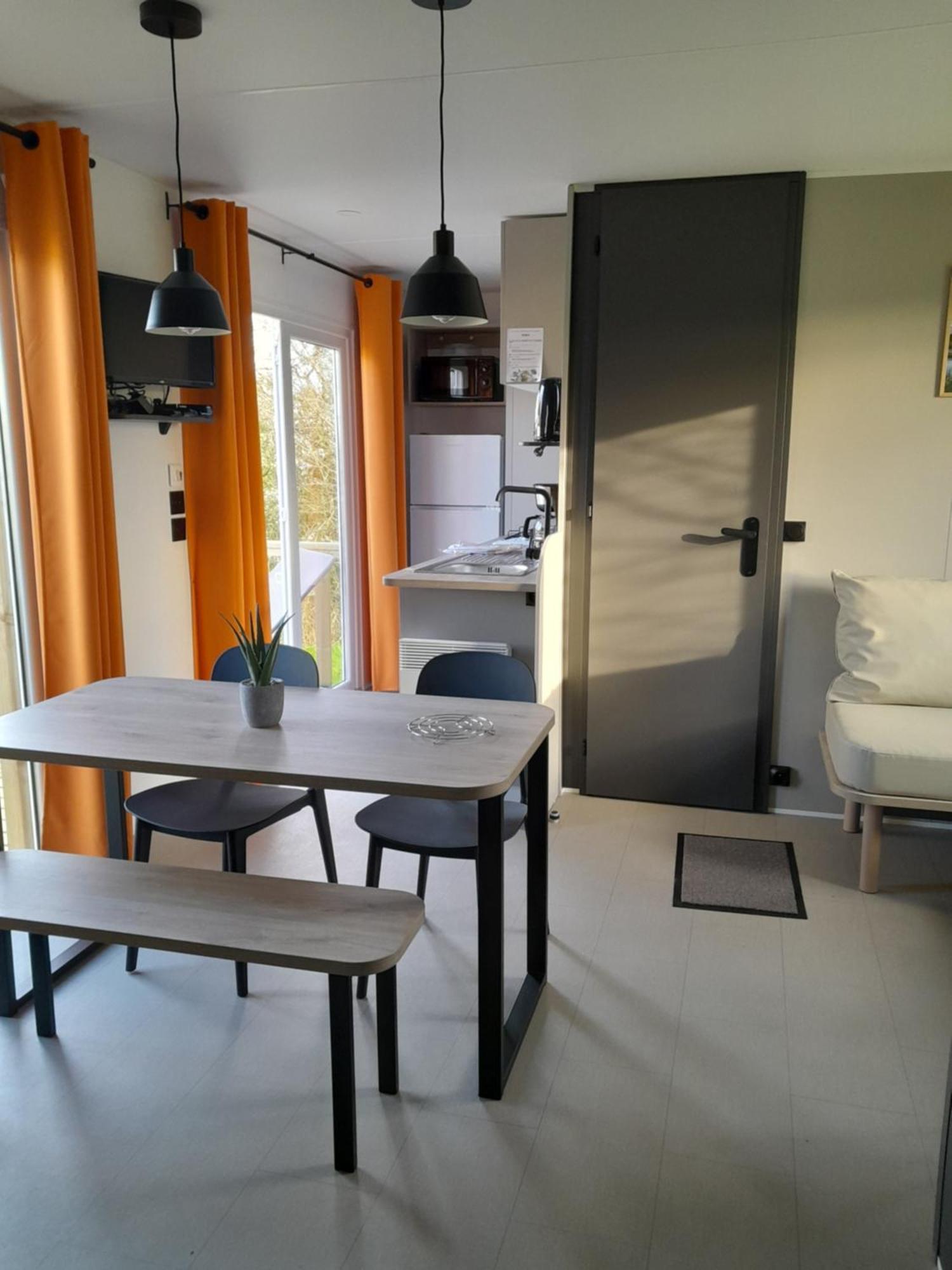 Camping Le Picard Tournieres المظهر الخارجي الصورة